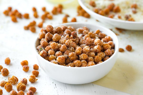 Parmesan Garlic Roasted Chickpeas